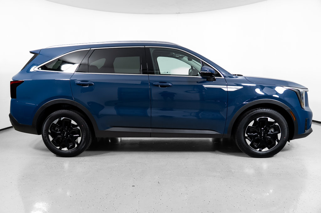 New 2026 Kia Sorento S SUV