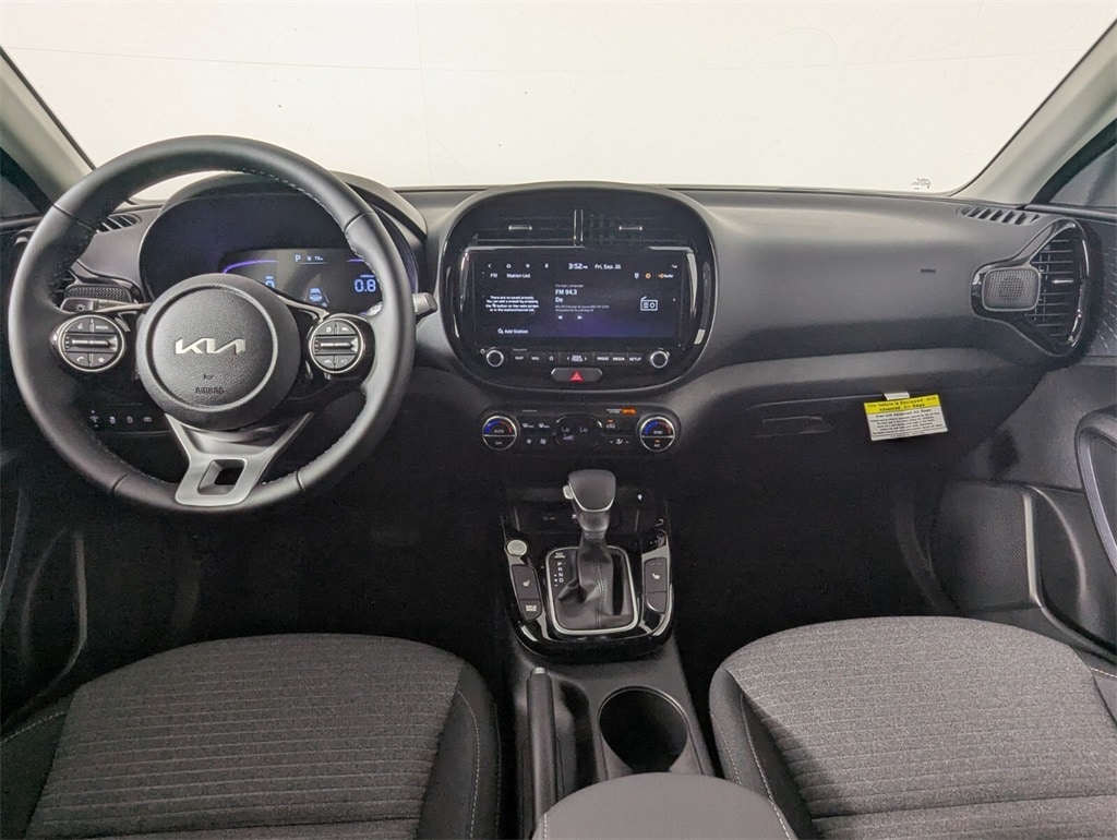 2025 Kia Soul EX photo 13