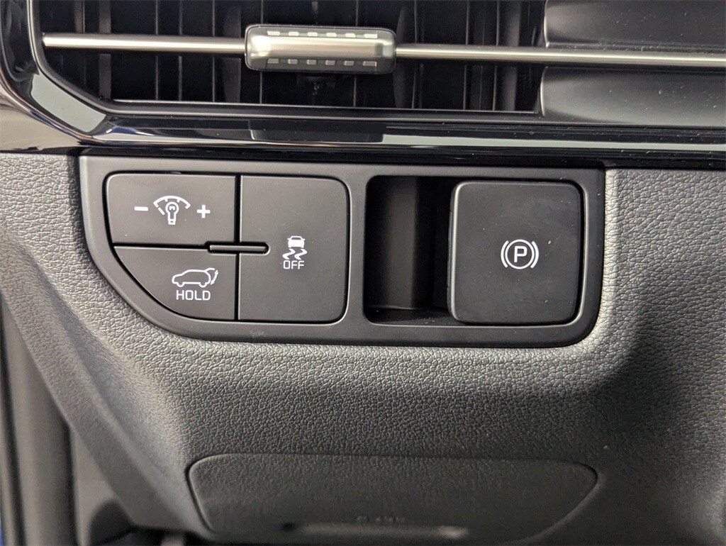 2026 Kia Sportage SX photo 13