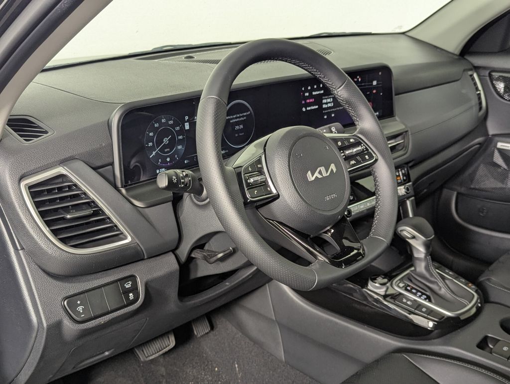 2026 Kia Seltos SX - Photo 11