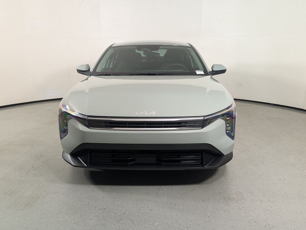 New 2026 Kia K4 LXS Sedan