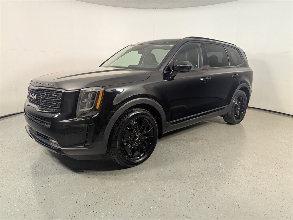 2022 Kia Telluride SX photo 3