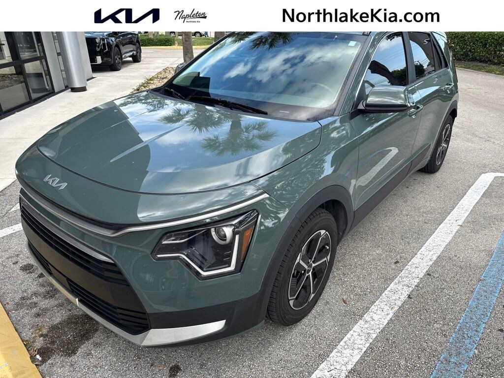 Used 2024 Kia Niro EX SUV