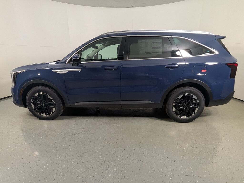 New 2026 Kia Sorento S SUV
