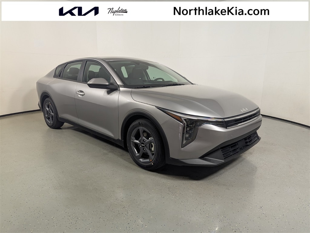 2025 Kia K4 LXS's photo