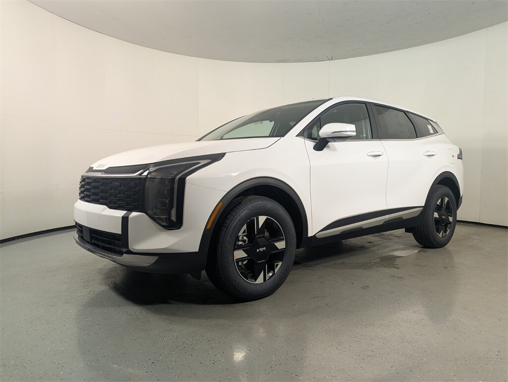 New 2026 Kia Sportage LX SUV