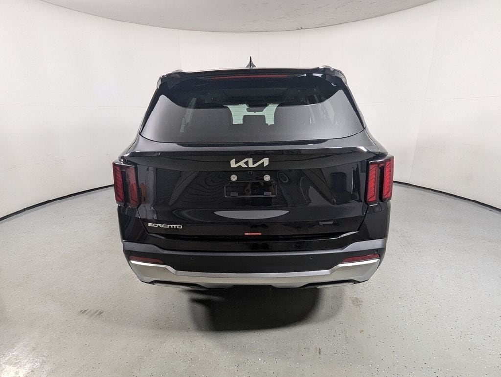 2025 Kia Sorento S - Photo 6