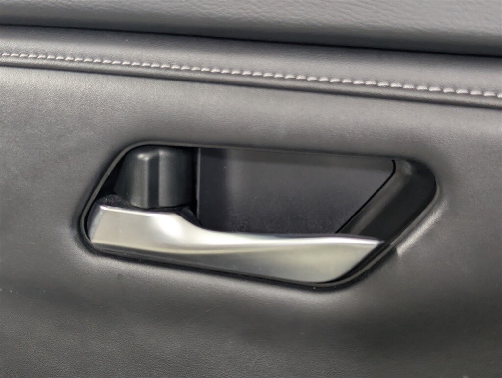 2023 Nissan Sentra SV photo 13