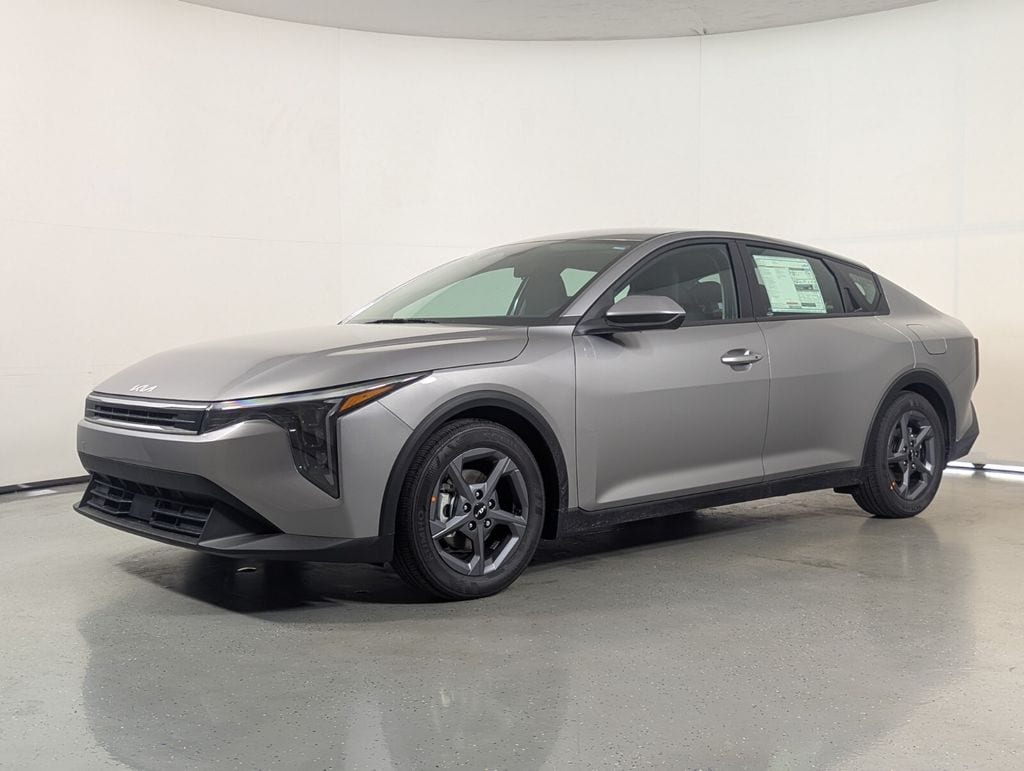 New 2026 Kia K4 LXS Sedan
