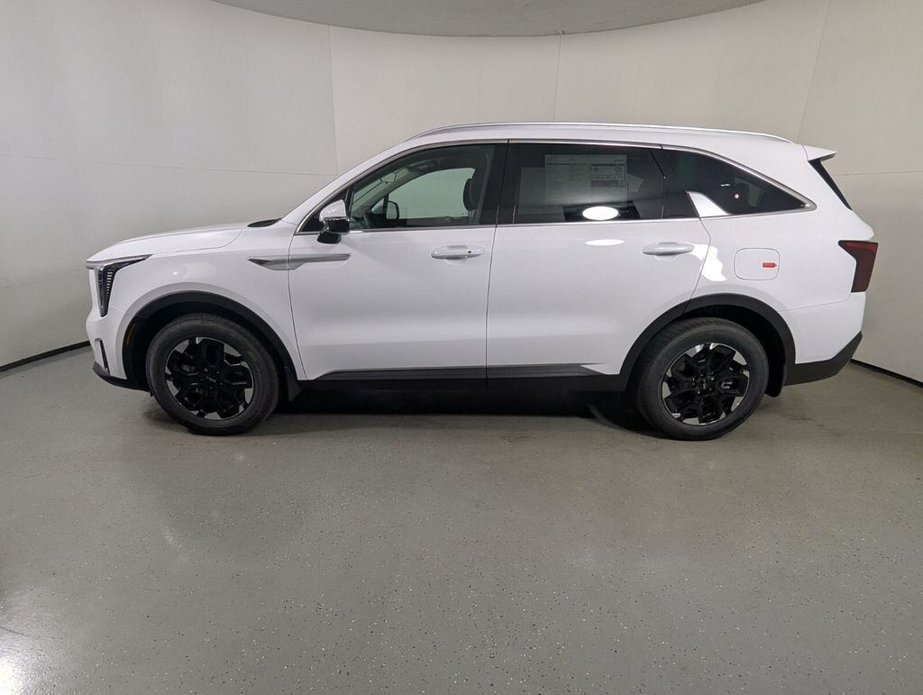 New 2026 Kia Sorento S SUV