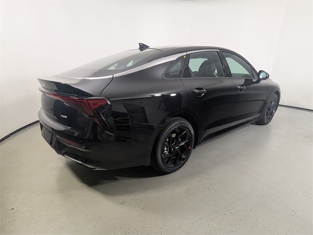 2026 Kia K5 GT-Line photo 7