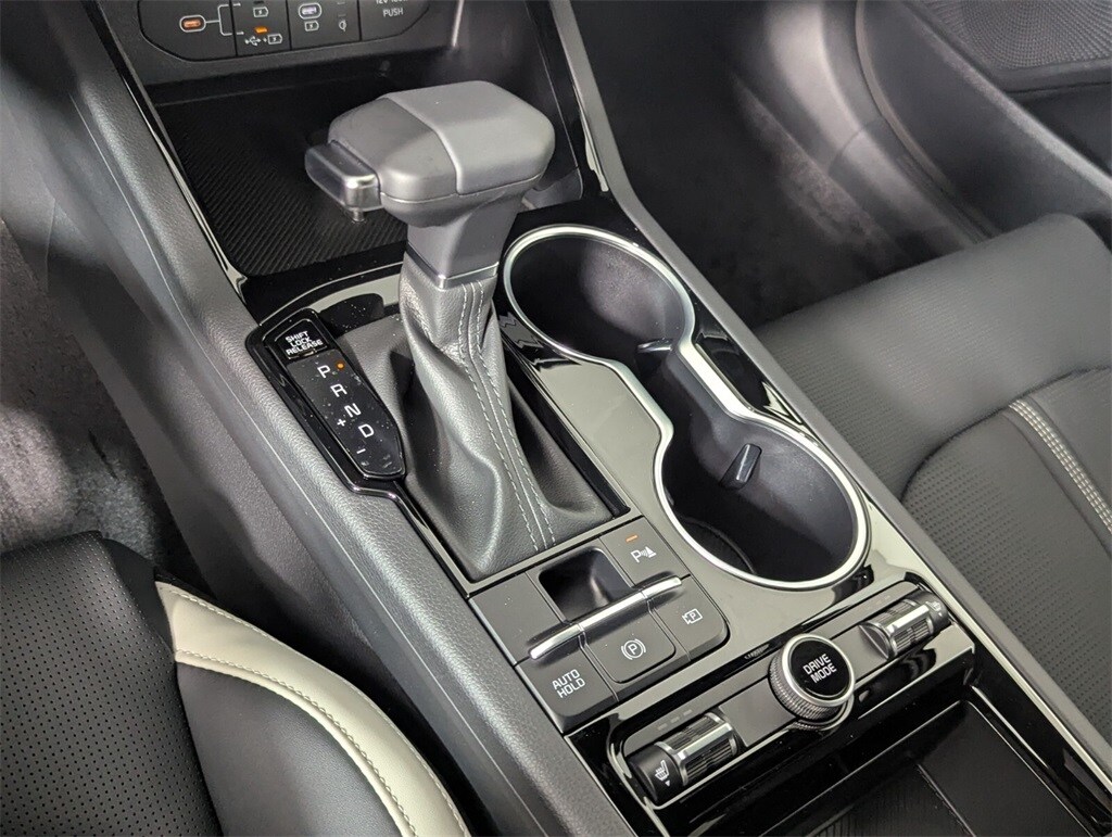 2026 Kia K5 GT-Line photo 21