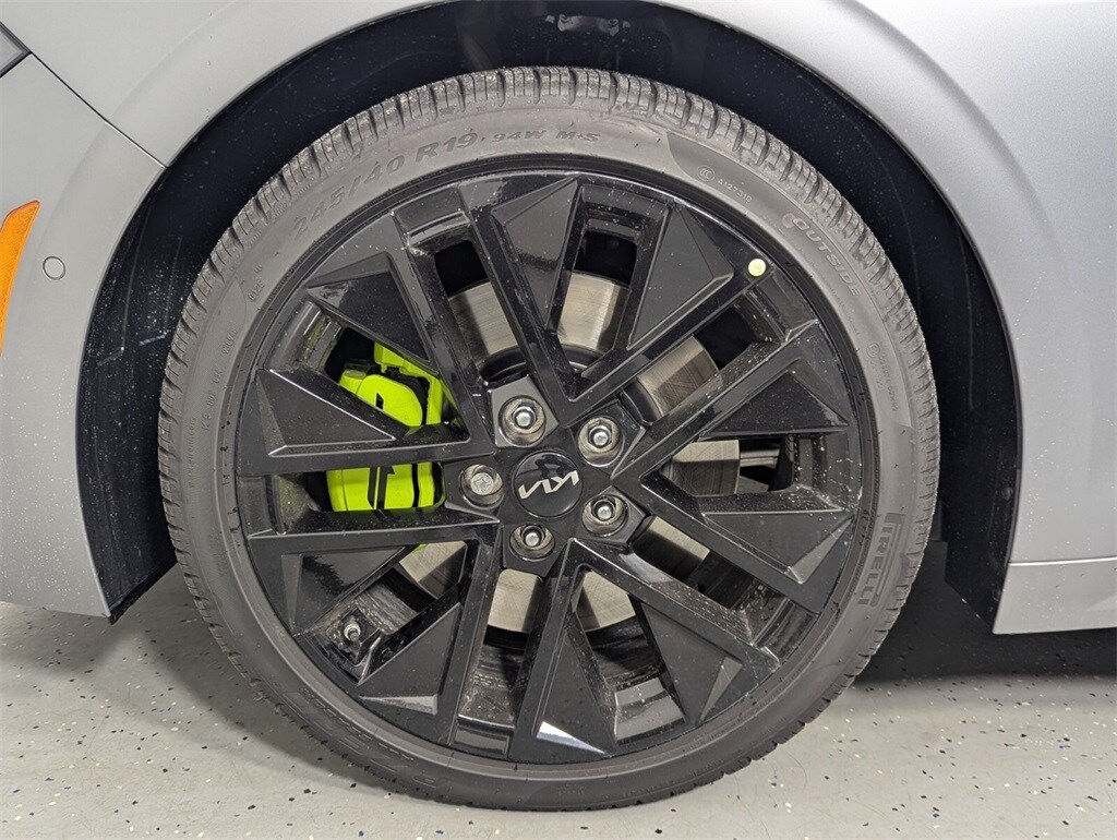 2026 Kia K5 GT photo 8