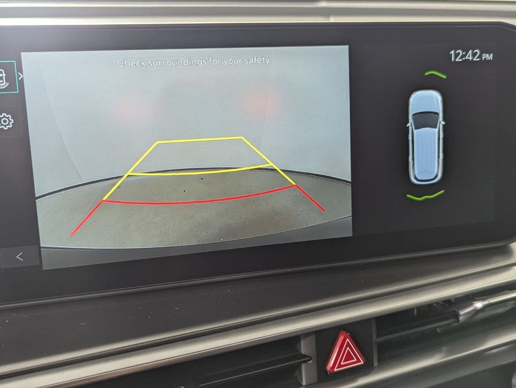 2025 Kia Sorento S - Photo 23