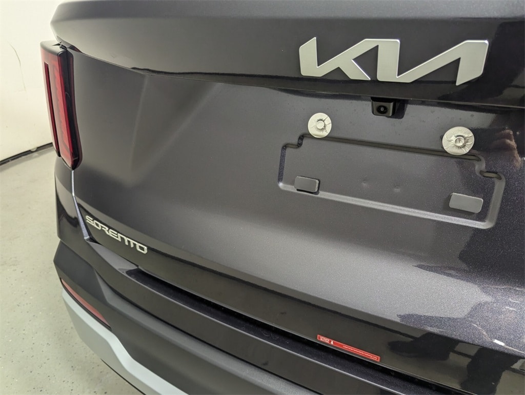 2026 Kia Sorento LX photo 7