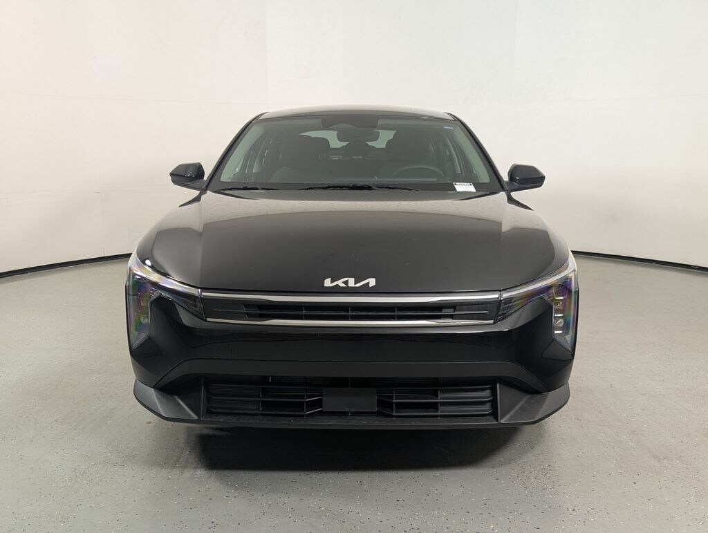 New 2026 Kia K4 LXS Sedan