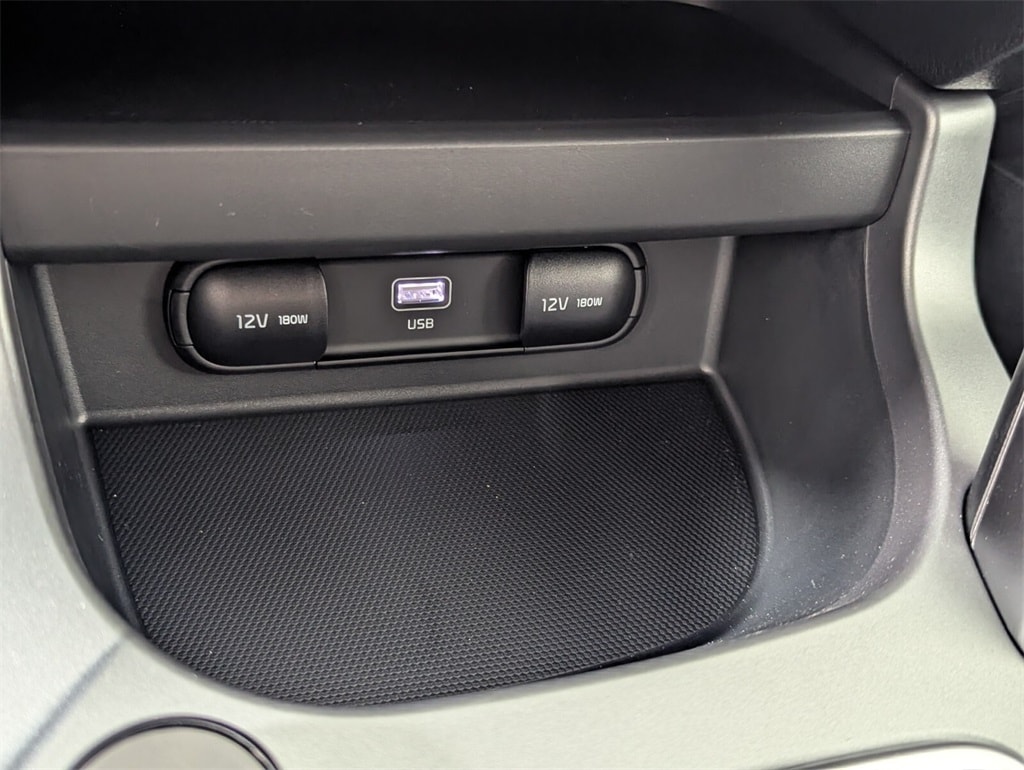 2026 Kia Seltos LX photo 19