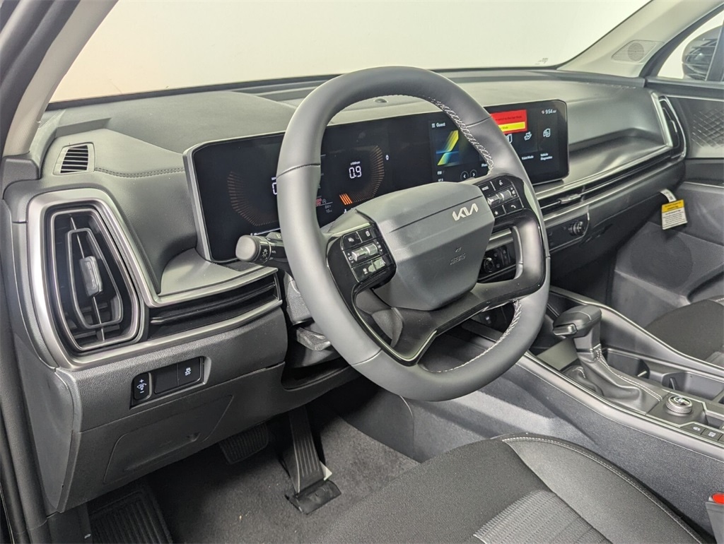 2026 Kia Sorento LX photo 7
