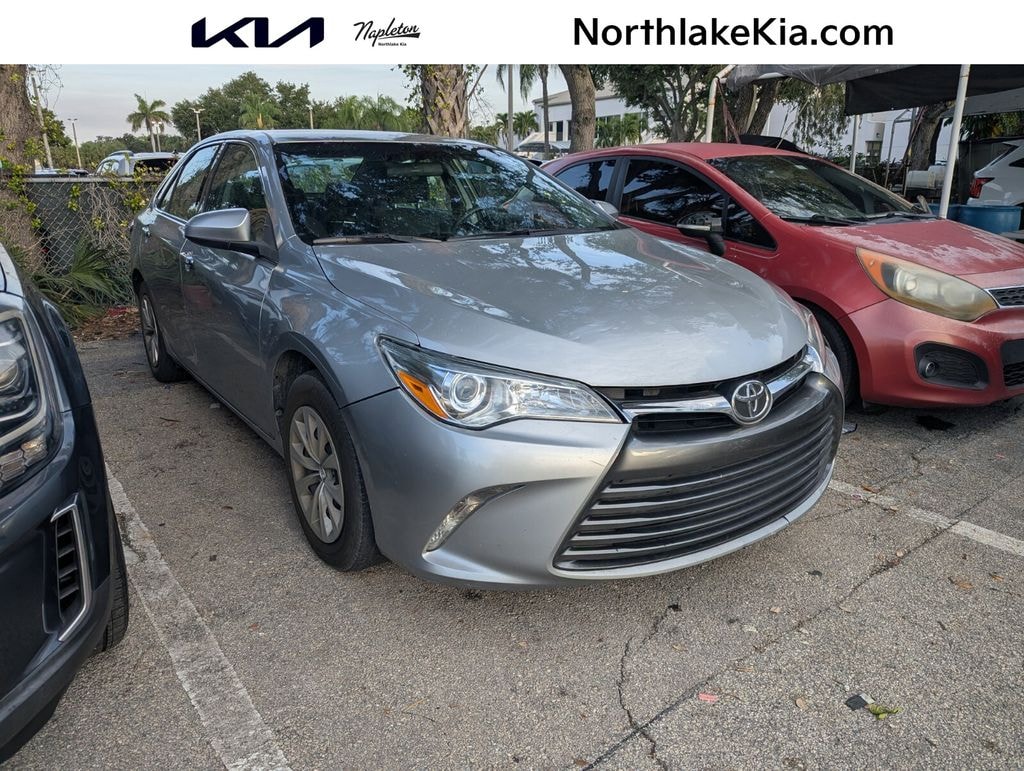 Used 2016 Toyota Camry LE Sedan