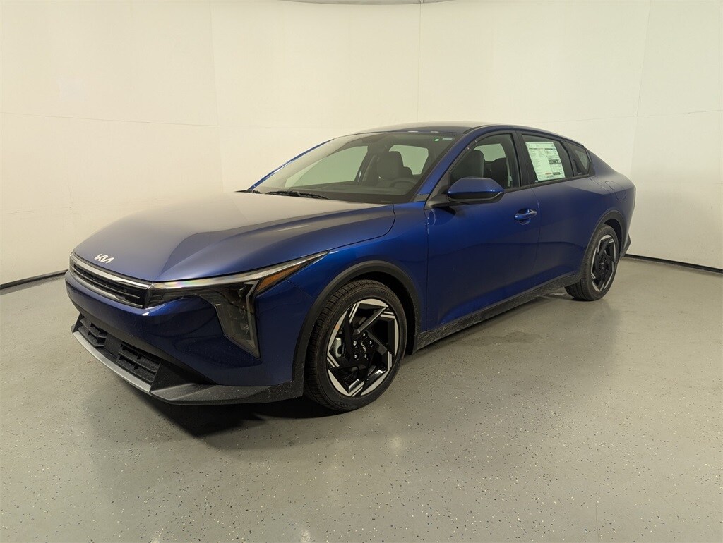 New 2025 Kia K4 EX Sedan