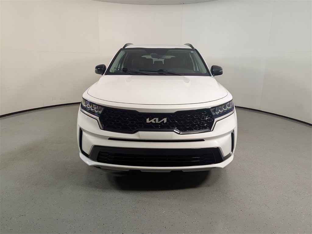 2023 Kia Sorento S photo 2