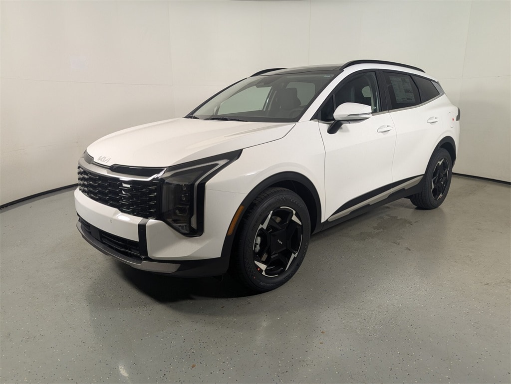 2026 Kia Sportage EX photo 3