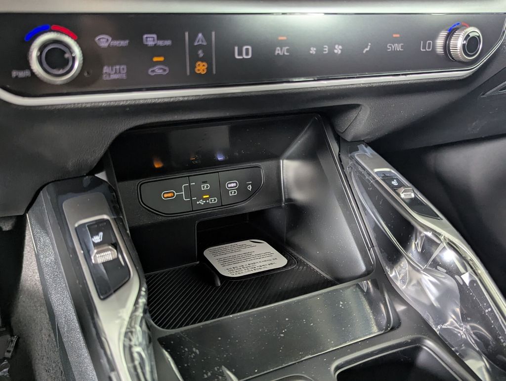 2026 Kia Sorento S - Photo 22