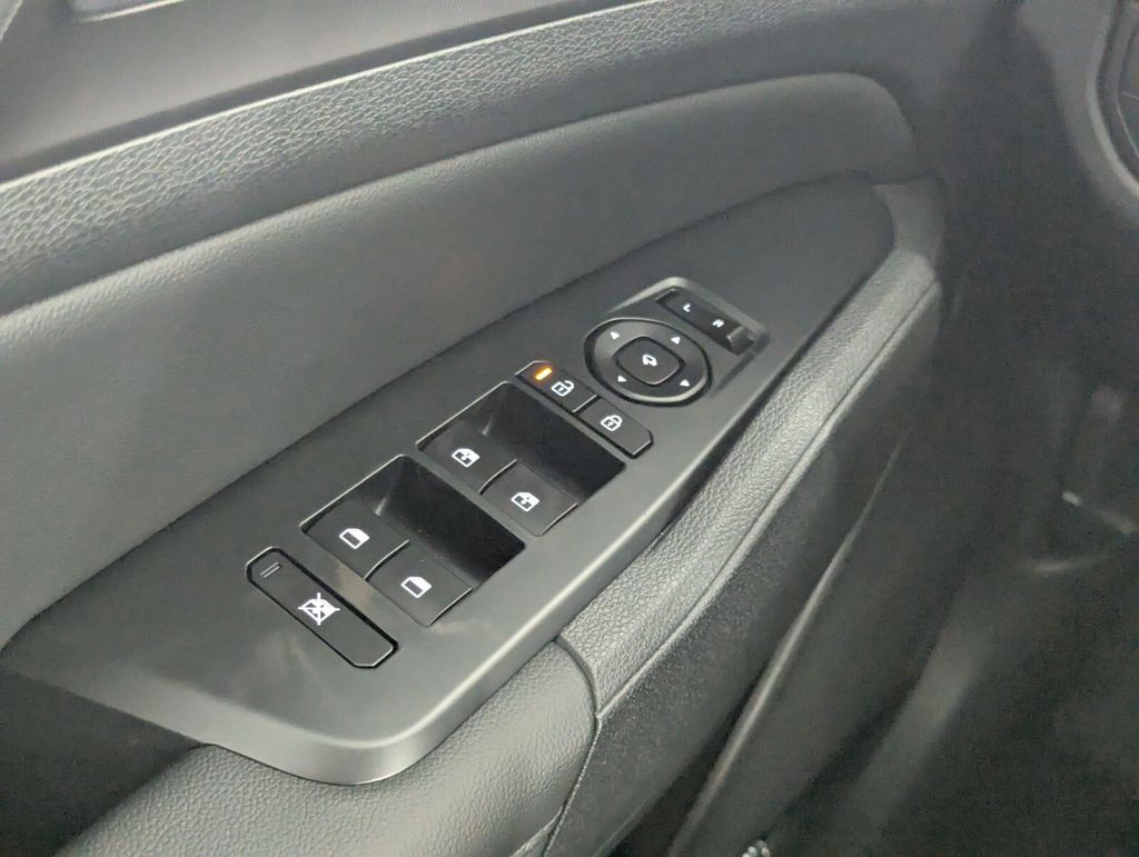 2026 Kia Sportage SX - Photo 16