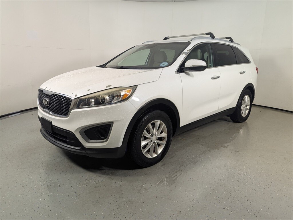 2016 Kia Sorento LX photo 3