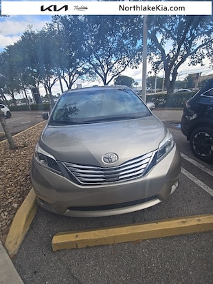 2015 Toyota Sienna Limited Minivan/Van