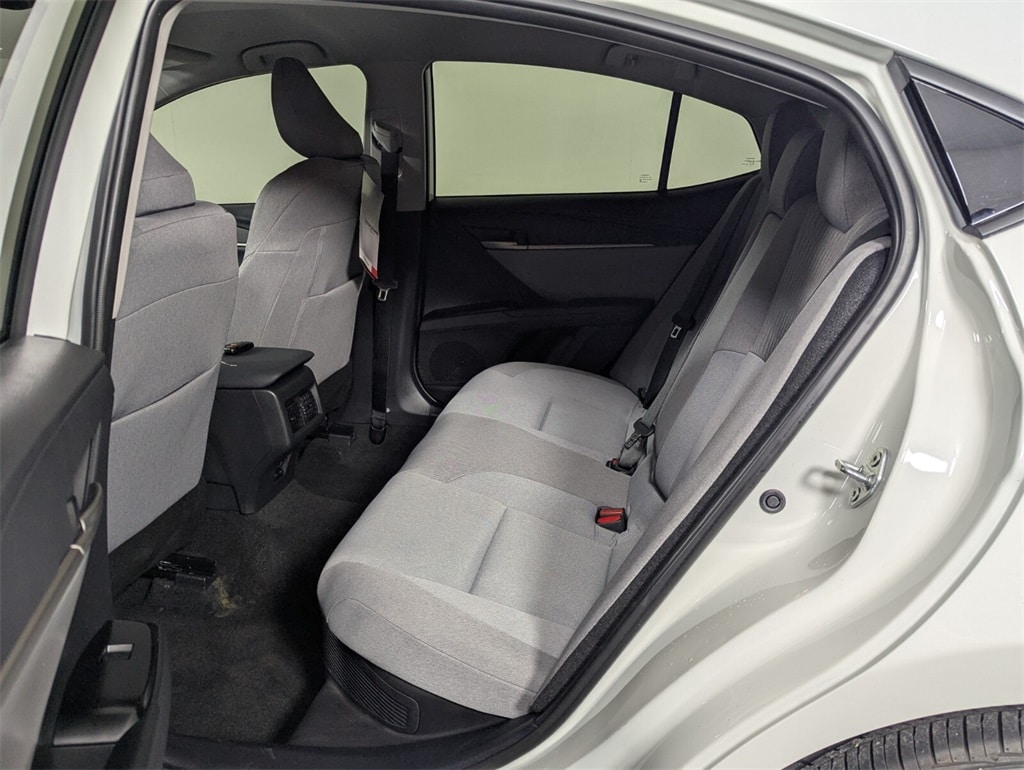2025 Toyota Camry LE photo 23