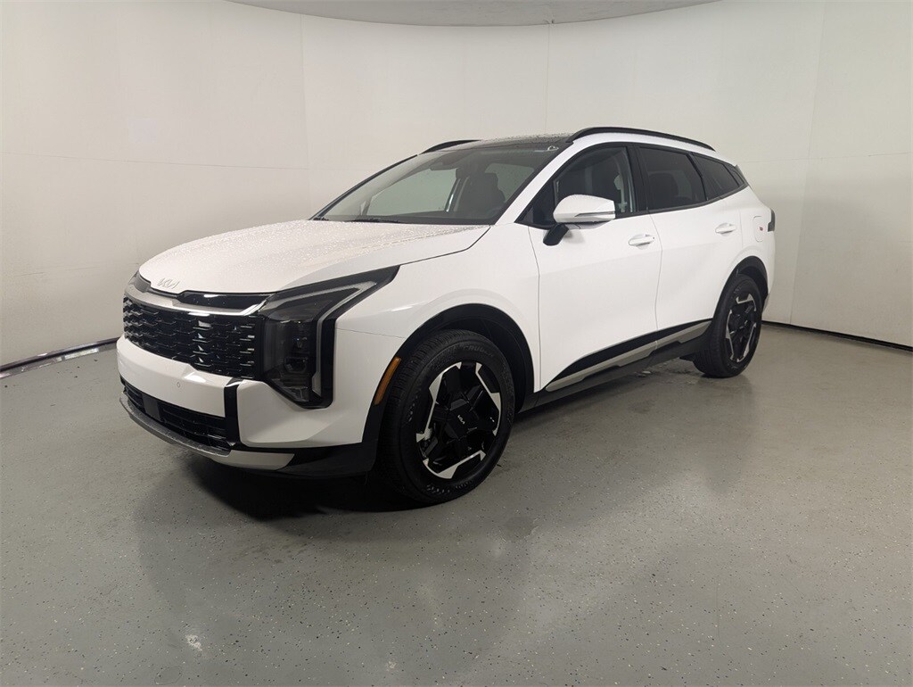 2026 Kia Sportage SX photo 3