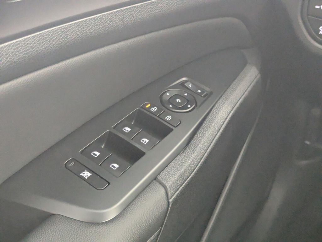 2026 Kia Sportage SX - Photo 16