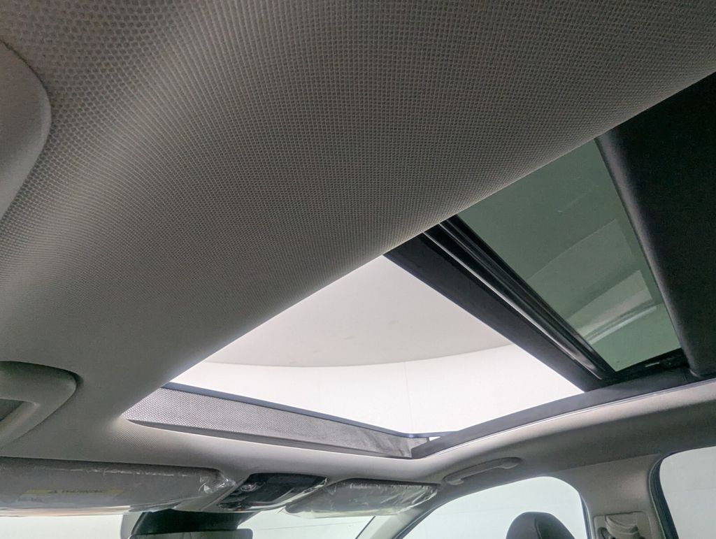 2026 Kia Sorento S - Photo 28