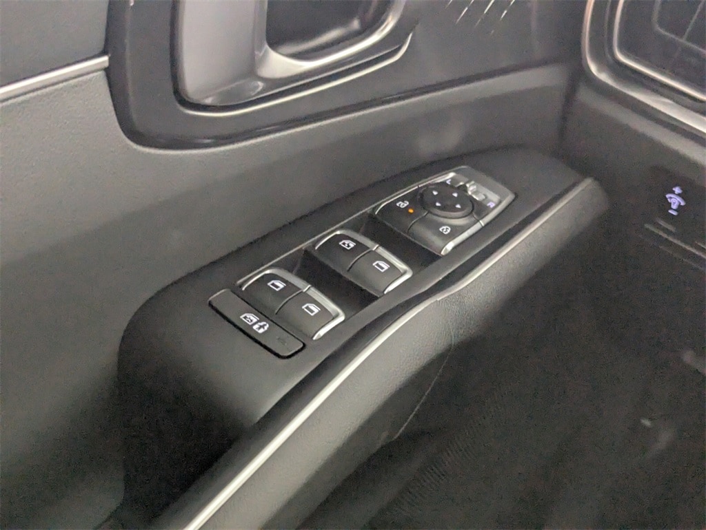 2026 Kia Sorento S photo 14