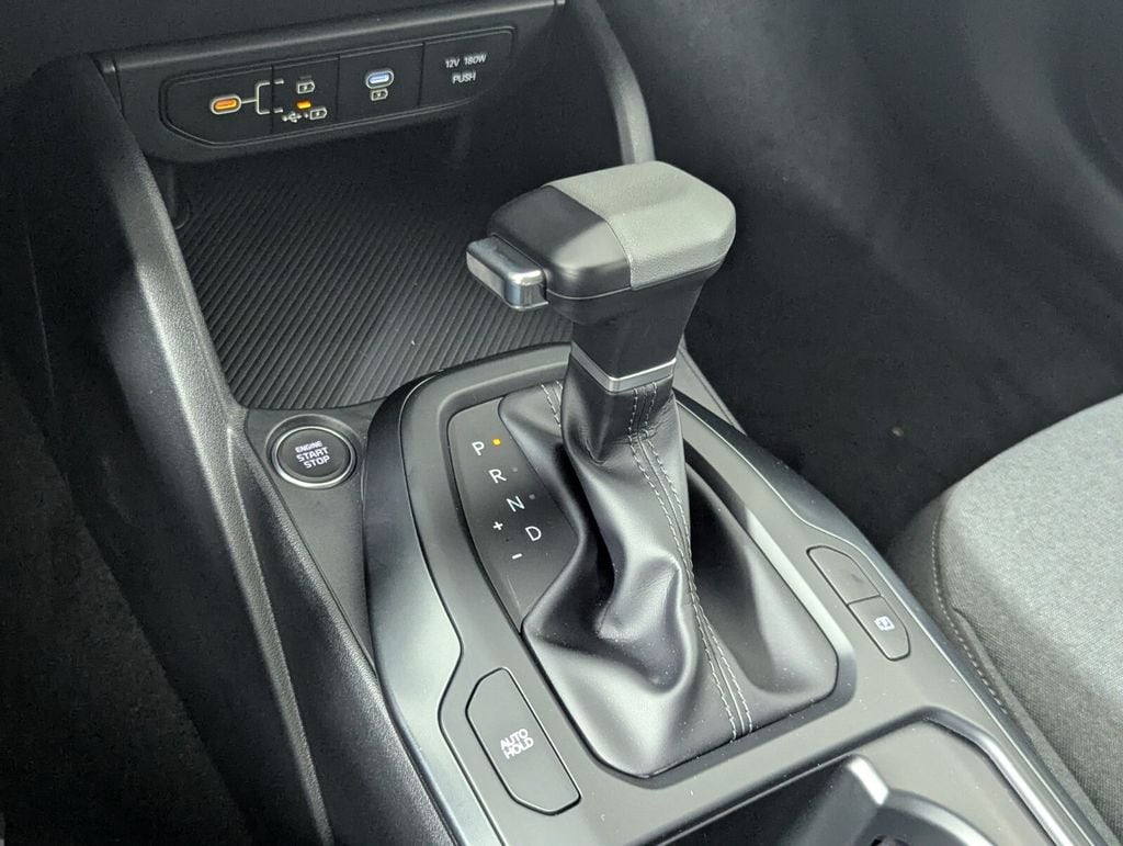 2025 Kia K4 LXS - Photo 19