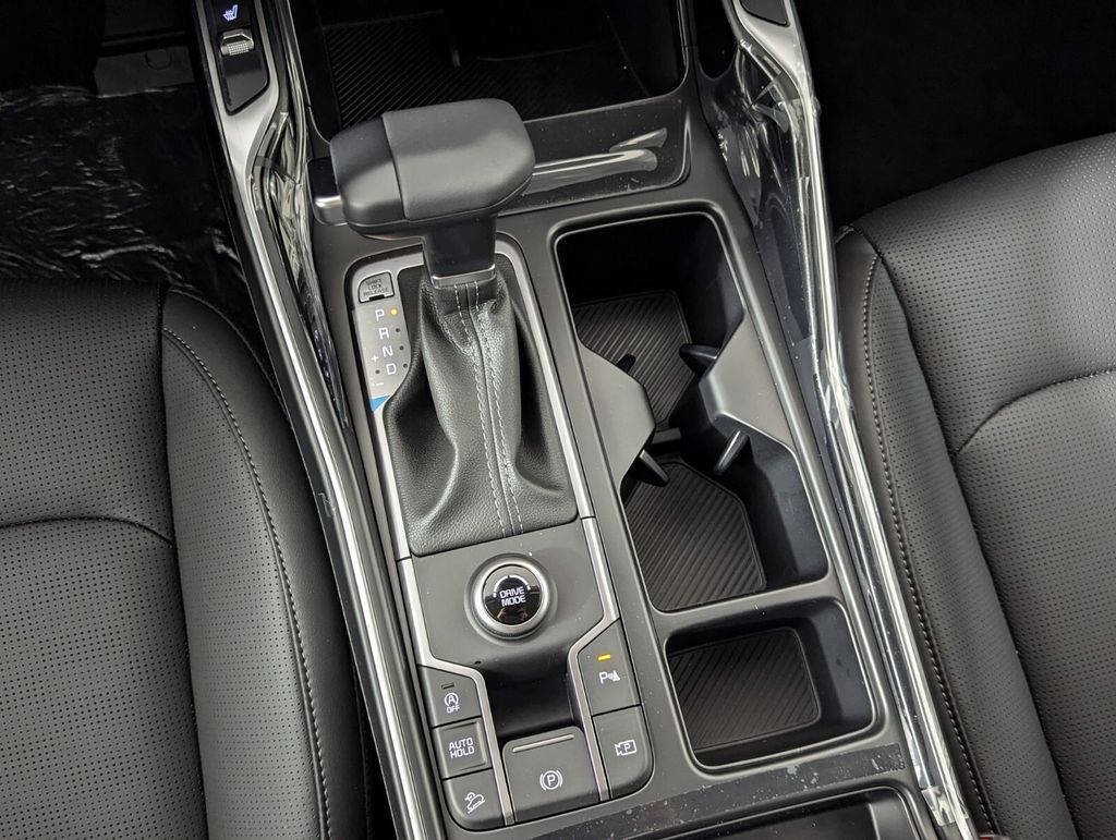 2025 Kia Sorento S - Photo 21