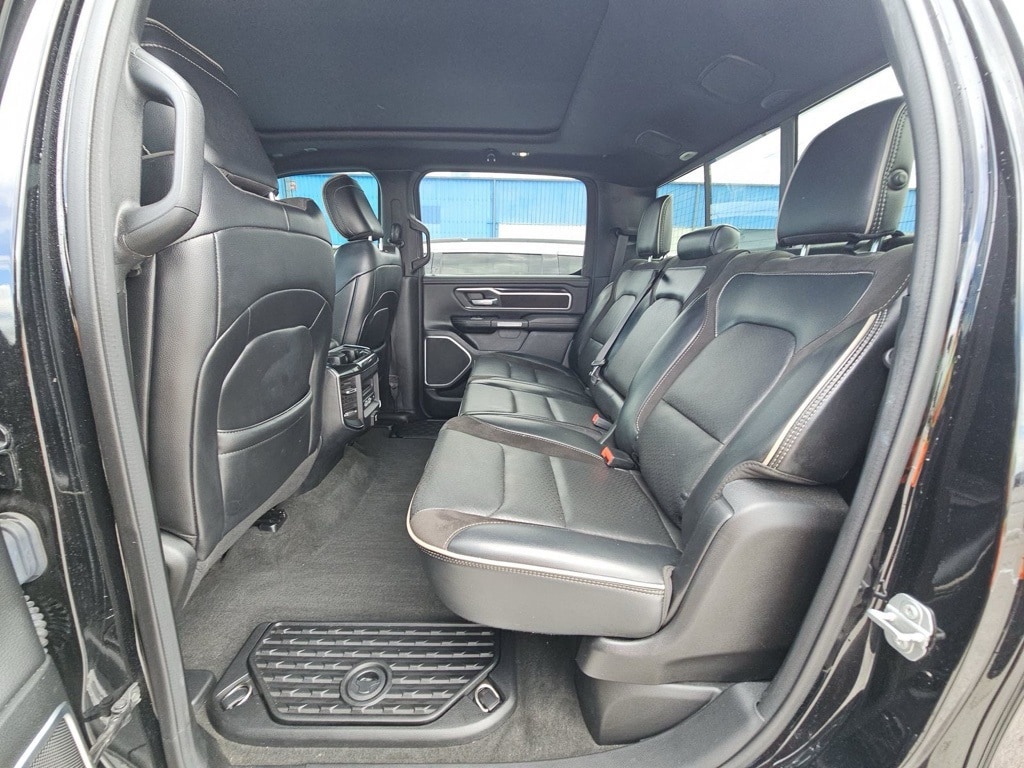 2020 Ram 1500 Laramie photo 15