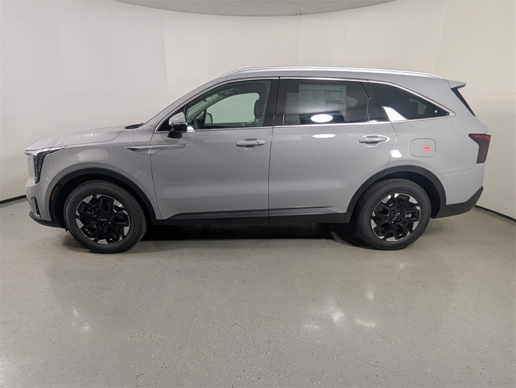 2026 Kia Sorento S photo 4