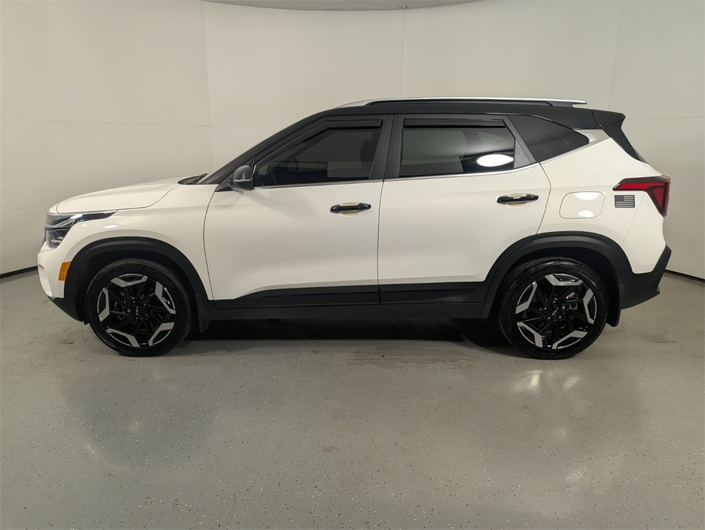 2025 Kia Seltos SX photo 4