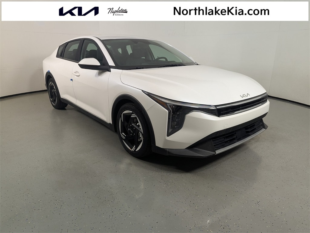 2025 Kia K4 EX's photo