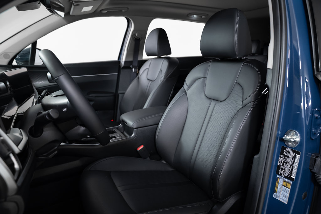 2026 Kia Sorento S - Photo 19