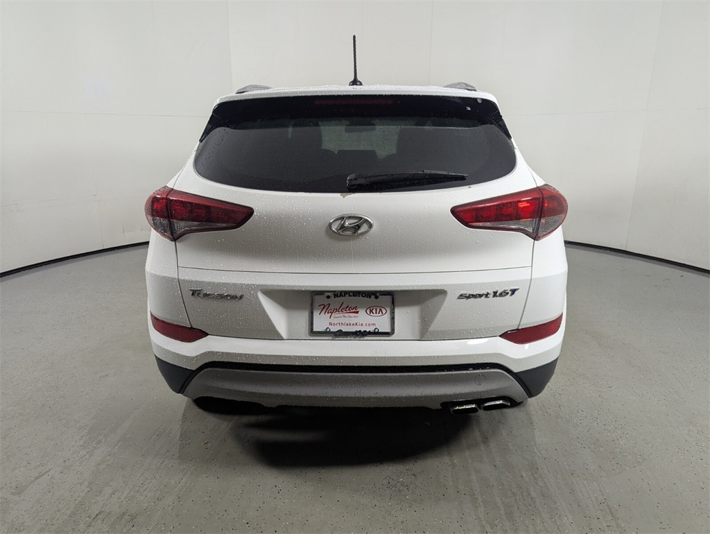 2017 Hyundai Tucson Sport photo 3