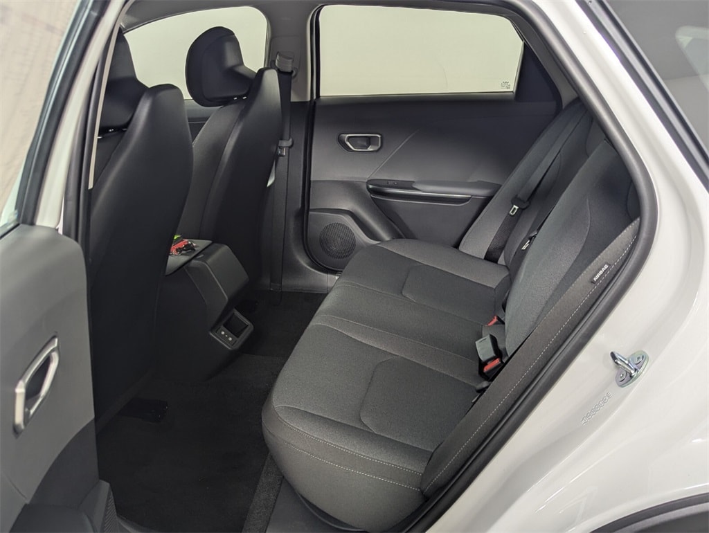 2025 Kia K4 LXS photo 22