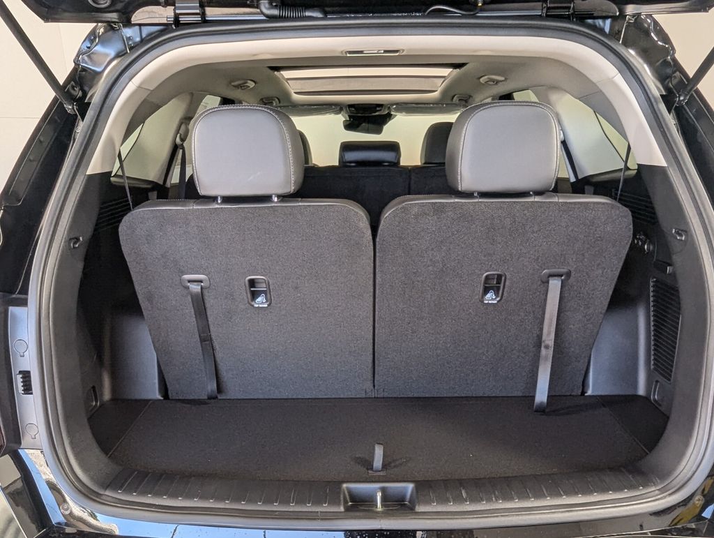 2025 Kia Sorento S - Photo 27