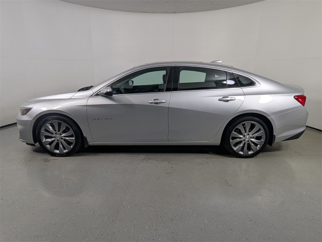 2017 Chevrolet Malibu Premier photo 4