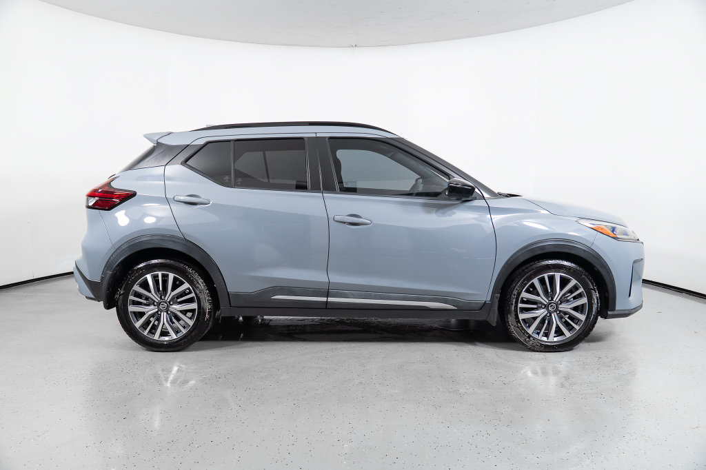 Used 2021 Nissan Kicks SR SUV