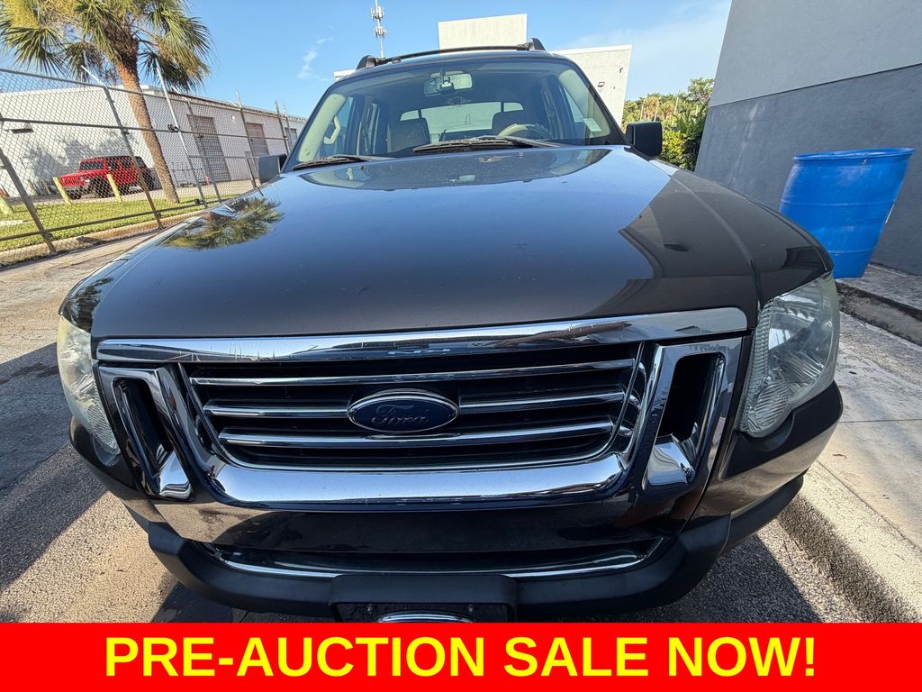 Used 2008 Ford Explorer Sport Trac XLT with VIN 1FMEU31E18UA02779 for sale in Palm Beach Gardens, FL