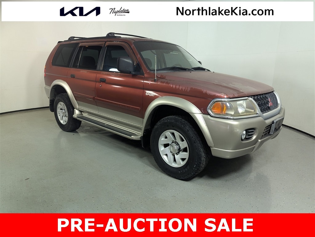 2000 Mitsubishi Montero Sport XLS