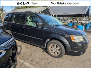 2009 Chrysler Town & Country Touring Minivan/Van